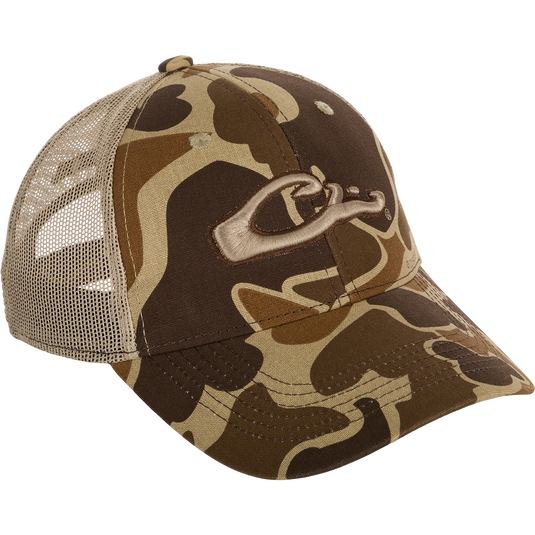 A 6-panel camo mesh-back cap made from 100% cotton. Features low-profile construction, structured front panels, and a secure hook & loop back closure. Includes the Drake "duck head" logo for added style. Keep your head covered in comfort and style with this 6-Panel Camo Mesh-Back Cap.