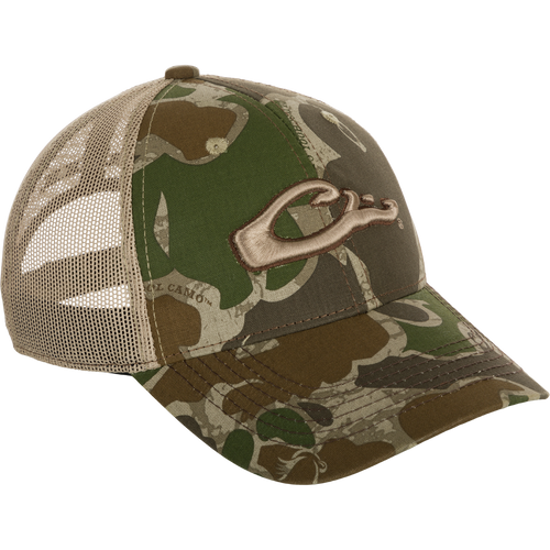 6-Panel Camo Mesh-Back Cap with low-profile construction and structured front panels. Secure fit with hook & loop closure. Drake 