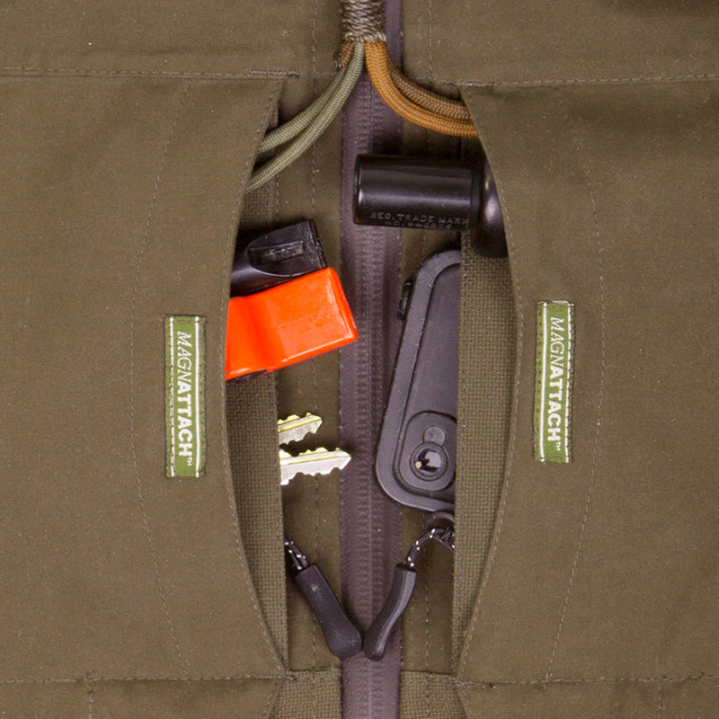 Guardian Elite Flooded Timber Insulated Jacket - A pocket with keys and a keychain; tool, belt, bag.