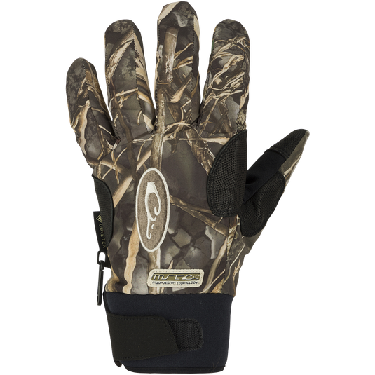MST Refuge HS GORE-TEX Gloves with camouflage pattern, logo, and black strap. Designed for "in-between" seasons, waterproof/breathable protection for effective waterfowl hunting.