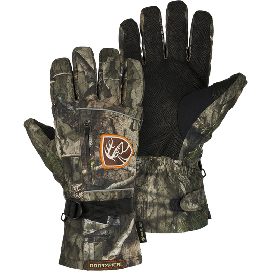 Non-Typical Refuge HS Gore-Tex Glove 2.0: A pair of gloves with a logo, featuring waterproof/breathable GORE-TEX® and dual-zone insulation for maximum warmth and comfort.