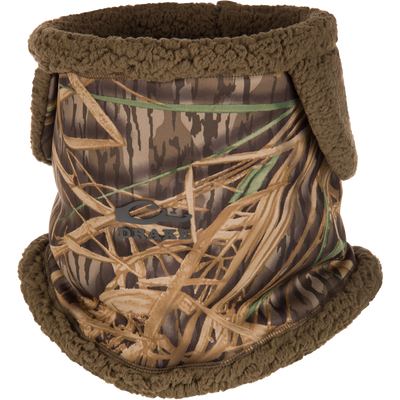 LST Sherpa Fleece Neck Gaiter in Mossy Oak Original Shadow Grass camo-print sherpa fleece with a dark olive textured lining and a front logo.