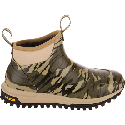 Offroad Rubber Deck Boots featuring camouflage slip-on design, Vibram outsole, neoprene upper for flexibility, and pull-tabs for easy wear, ideal for demanding waterfowl conditions.