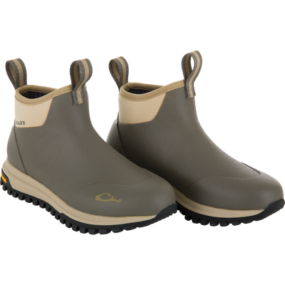 Offroad Rubber Deck Boots with slip-on design, featuring a 6 ankle, lugged Vibram outsole, and neoprene collar, ideal for waterfowl hunting conditions.