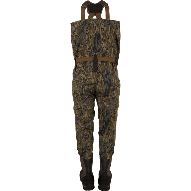 BMF1600 Kevlar Wader with Primaloft, featuring camouflage pattern, adjustable straps, integrated boot, and stitchless construction, designed for durability in hunting and fishing activities.