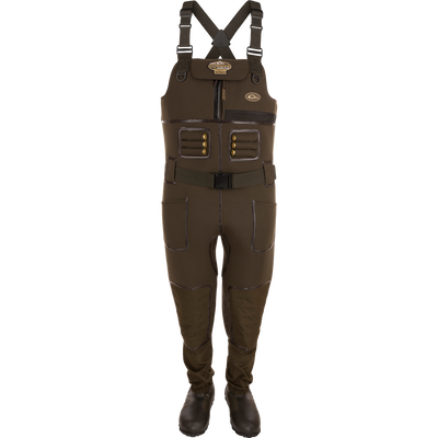 Buckshot Eqwader 1600 Neoprene Wader 3.0 with waterproof seam technology, high sides, and Hydro-Flex knee pads for superior protection and comfort in waterfowl hunting.