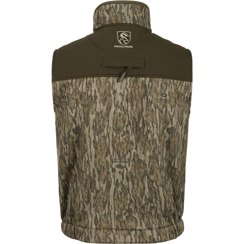 Standstill Windproof Vest with Agion Active XL®: A close-up of a vest with a shirt, deer logo, hat, zipper, sign, bag zipper, jacket, and logo.