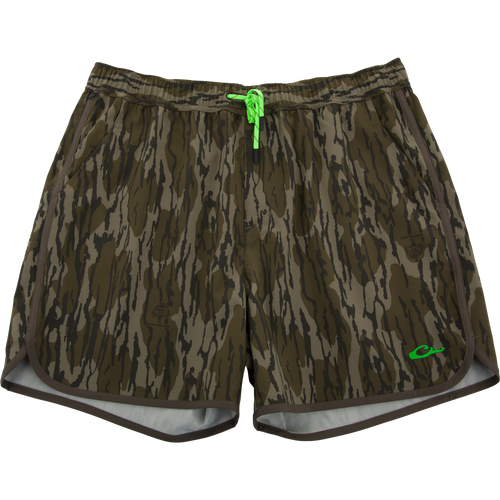 Lake Shore Shorty Short with elastic waistband, neon-green drawstring, side pockets, curved hem; ideal for water activities with DWR finish and mobility-enhancing design.