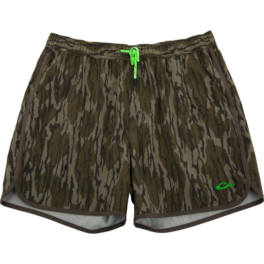 Lake Shore Shorty Short with elastic waistband, neon-green drawstring, side pockets, curved hem; ideal for water activities with DWR finish and mobility-enhancing design.