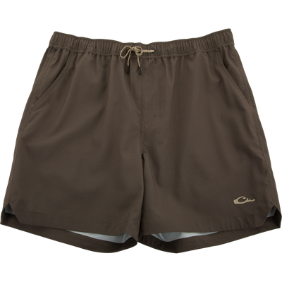  Lake Shore Dock Short, featuring quick-dry fabric, elastic waistband, and mesh-lined pockets, ideal for outdoor water activities and casual wear.