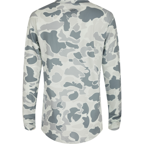 Women's Performance Crew Print L/S: A lightweight, moisture-wicking shirt with UPF 50 sun protection. Features cooling fabric and quick-drying technology. Ideal for outdoor activities.
