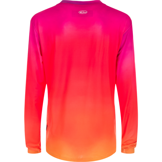Women's Performance Crew Print L/S: A lightweight, moisture-wicking shirt with built-in cooling and UPF 50 sun protection. Perfect for outdoor activities.