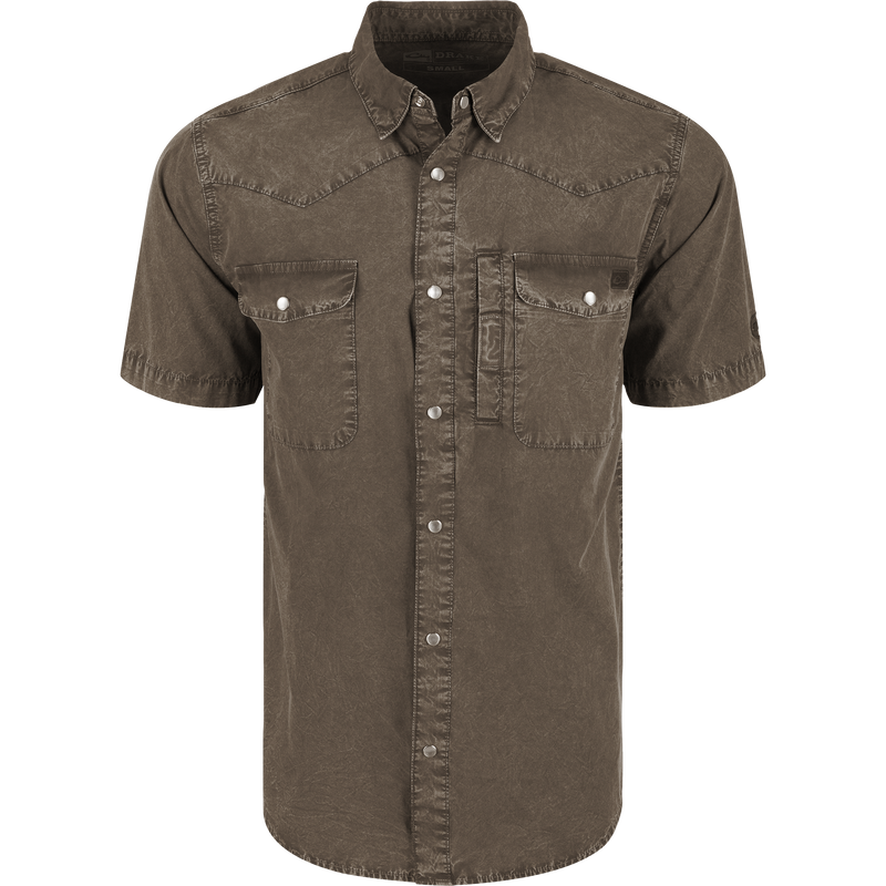 Cinco Ranch Western Acid Washed Short Sleeve Shirt, featuring snap closures, pointed yoke, two flap pockets, and a sculpted hem with built-in sunglass wipe.