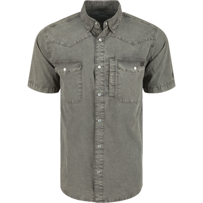 Cinco Ranch Western Acid Washed Short Sleeve Shirt with button-down collar, vented back, and snap chest pockets, showcasing a classic Western fit.