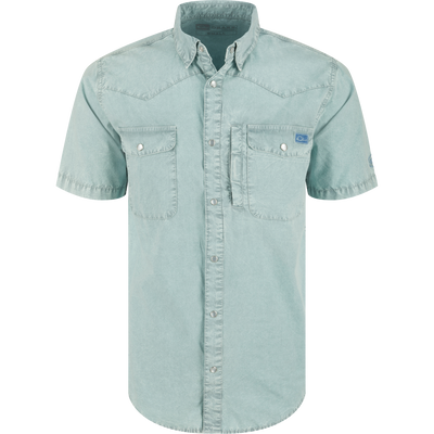 Men’s short-sleeve, snap-button Drake Cinco Ranch Western Acid Washed Shirt with western yoke, dual chest pockets, and vented back, showcasing classic western style.