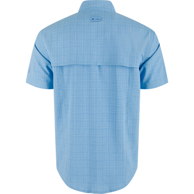 Wingshooter Trey Cross Hatch Short Sleeve Shirt featuring vented cape back, button-through pockets, and hidden zippered pocket, designed for performance with moisture-wicking and UPF 30 protection.