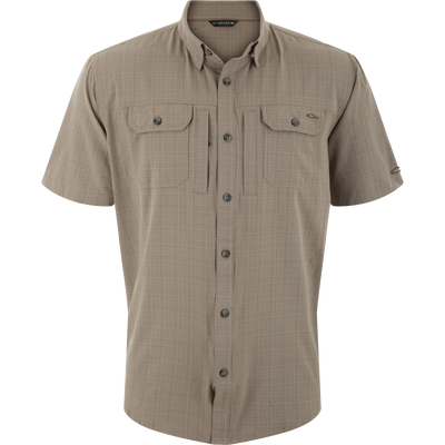 Wingshooter Trey Cross Hatch Short Sleeve Shirt with button-up front, two flap chest pockets, vented back, and built-in sunglass wipe for outdoor performance.