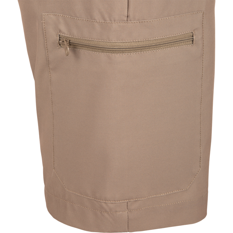 Close-up of functional Traveler Trek Short pocket with zipper detail, ideal for outdoor adventures.
