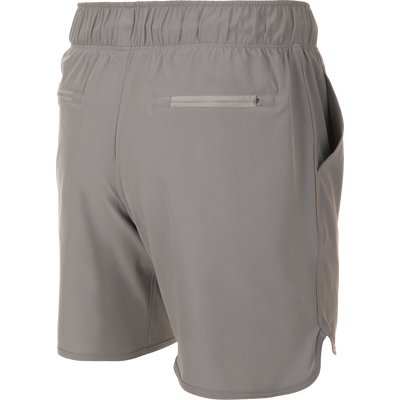 Drake Commando Lined Volley Short 7in features a quick-dry liner, elastic waistband, and zippered pockets, ideal for versatile outdoor activities.