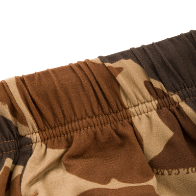 Camouflage-print Drake Lounge Pant with elastic waistband and drawstring, showcasing soft, stretchy polyester fabric, ideal for relaxed comfort after hunting or outdoor activities.