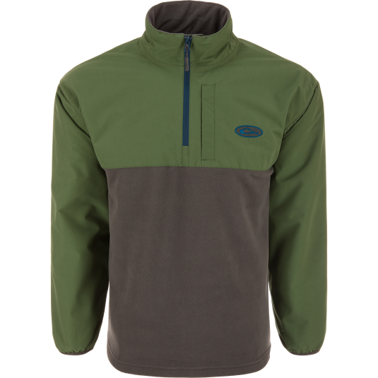 Eqwader Half Zip Pullover: Men's quarter-zip jacket with wind-resistant upper, fleece lower, chest pocket, and stand-up collar, designed for comfort and performance in hunting.