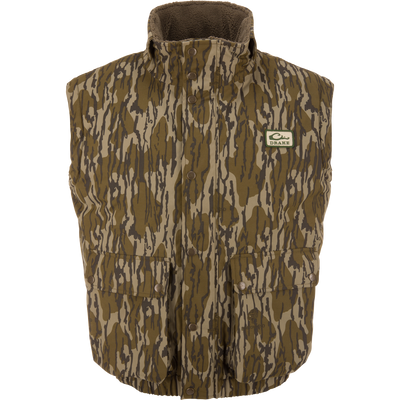 Throwback 80 Sport Vest: Sleeveless camouflage vest with high fleece collar, snap-front closures, large pockets, and Drake patch, designed for outdoor adventures.