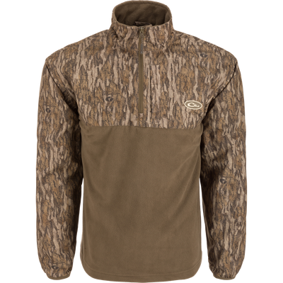 MST Quarter Zip Refuge Eqwader Jacket featuring a close-up of its advanced waterproof zipper and innovative breathable fabric design for enhanced hunting performance.