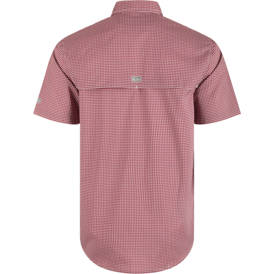 Mississippi State Frat Gingham Shirt with hidden collar, vented back, and chest pockets. Lightweight, stretchy, and quick-drying fabric.
