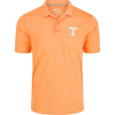 Tennessee Vintage Heather Polo: A comfortable orange polo shirt with a white T-shirt logo. Perfect for any Volunteers fan with its vintage heather finish and official Tennessee logo on the left chest. Made of 100% polyester with four-way stretch for a cool and breathable fit.