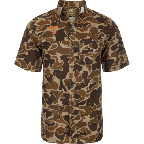 Tennessee State 8-Shot Short Sleeve Shirt with camo pattern, featuring two chest pockets, embroidered T logo, and a pointed collar. Ideal for active outdoor wear.