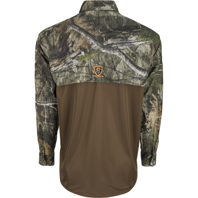 A long sleeved shirt with camouflage pattern and a logo of a deer.