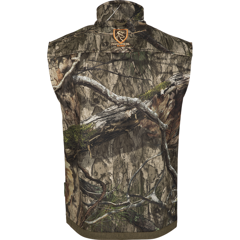 Endurance 3-in-1 Systems Coat with Agion Active XL: Camouflage vest and shirt, deer logo, tree branch, and close-ups of camouflage and tree.