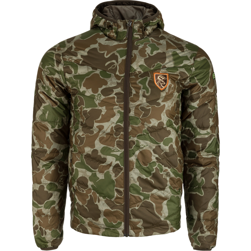 A camouflage jacket with logo, synthetic down insulation, and Agion Active XL® scent control technology. Ideal for cold hunts or chilly nights.