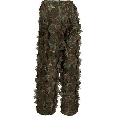 3D Leafy Pant with Agion Active XL™, a camouflage clothing item for hunting, featuring a leafy pattern cutout for complete concealment. Made of 100% polyester high gauge stretch interlock fabric with Agion Active XL™ scent control technology. Perfect for deer season and stalking prey.