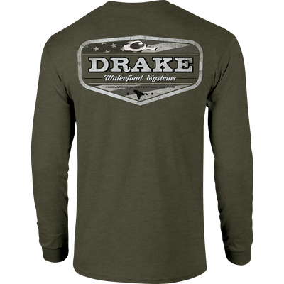 Americana Badge Long Sleeve T-Shirt with front pocket Drake logo and Americana badge graphic on the back, made of a soft 60% cotton and 40% polyester blend.