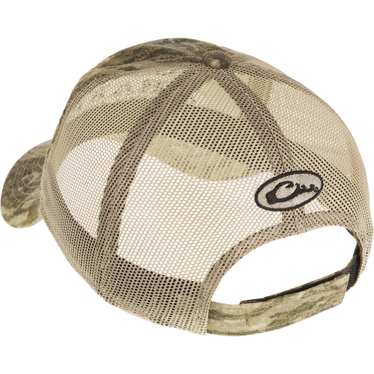 Mesh Back Camo Cap with lightweight cotton and mesh construction. Breathable and comfortable for outdoor trips. Semi-structured mesh-back panels blend with lightly structured front panels. Adjustable fit with hook and loop closure.