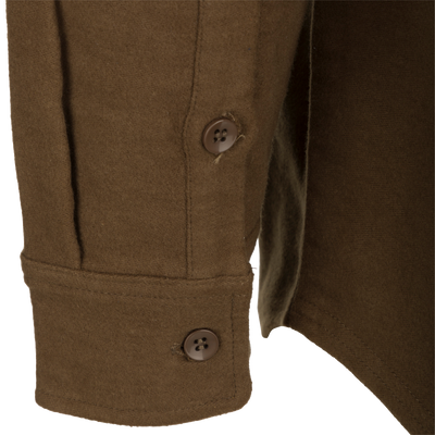A close up of the McAlister Windproof Moleskin Jac-Shirt's buttoned collar and pocket.